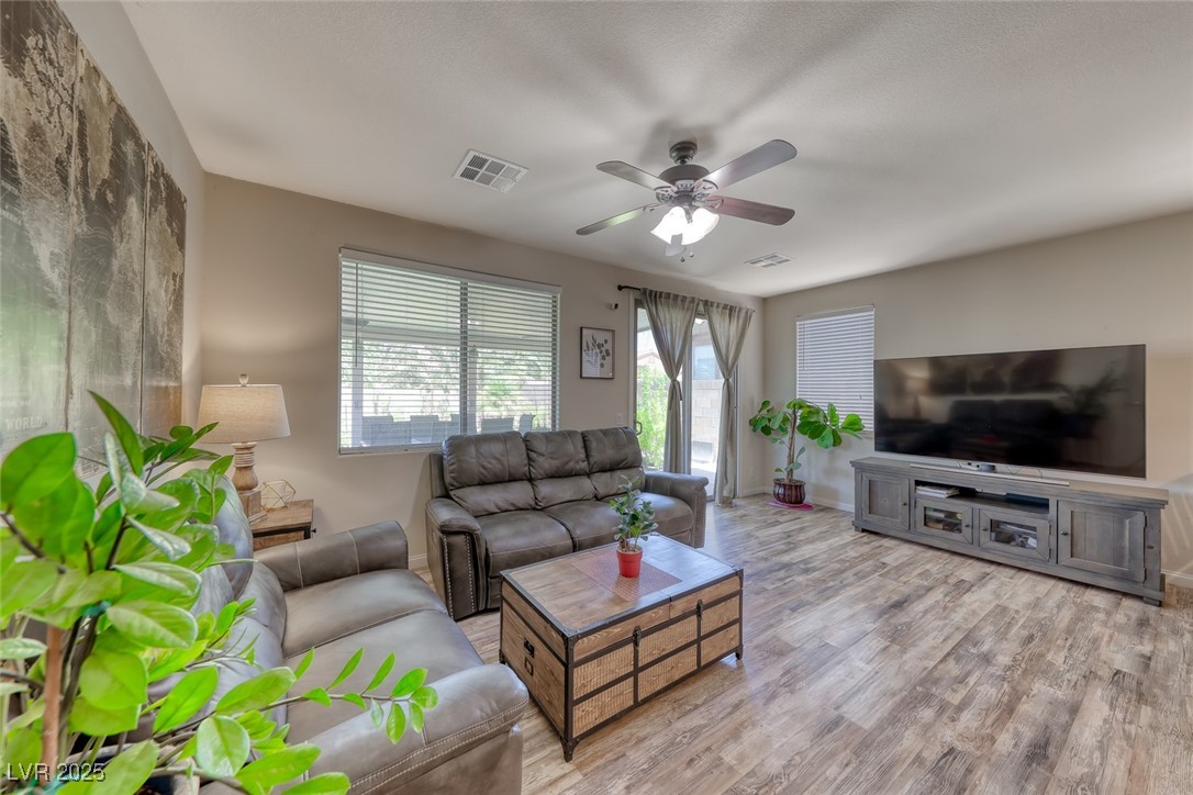 1042 Via Saint Andrea Place Property Photo 12