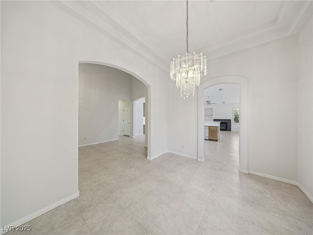 2253 Summerwind Circle Property Photo 8