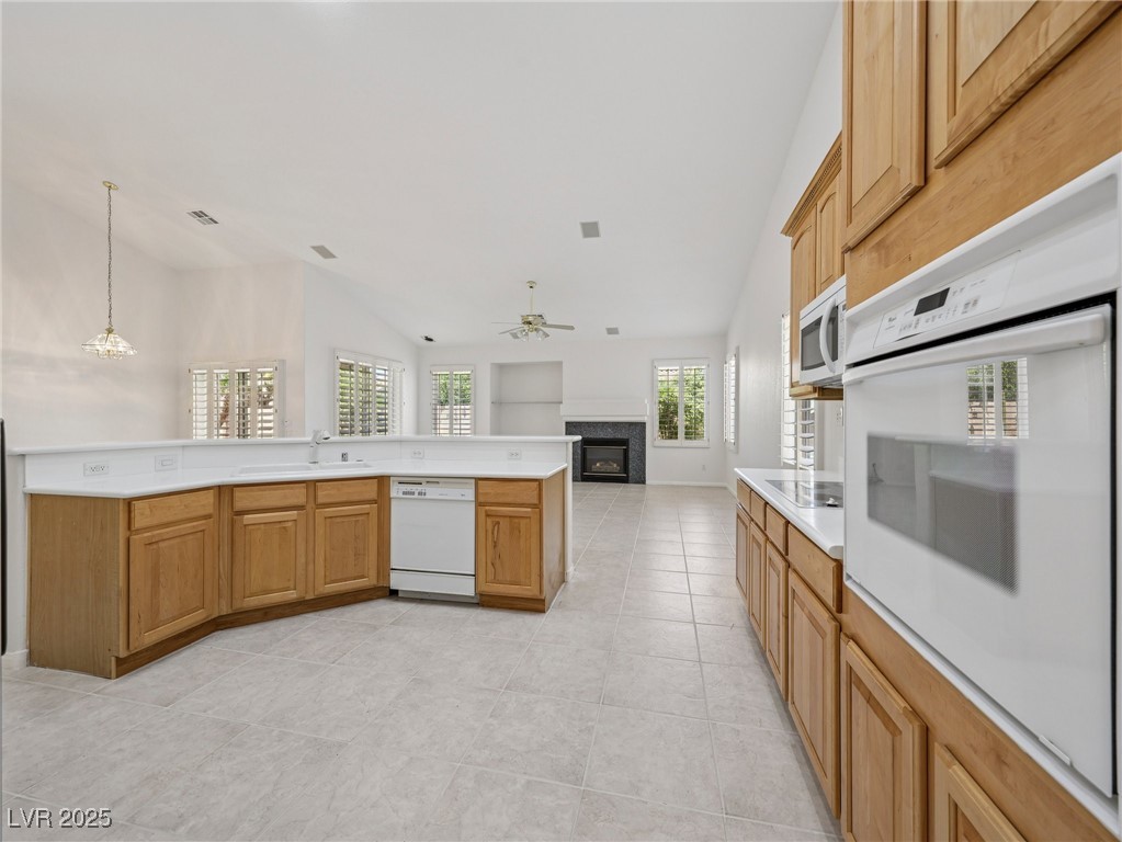 2253 Summerwind Circle Property Photo 10