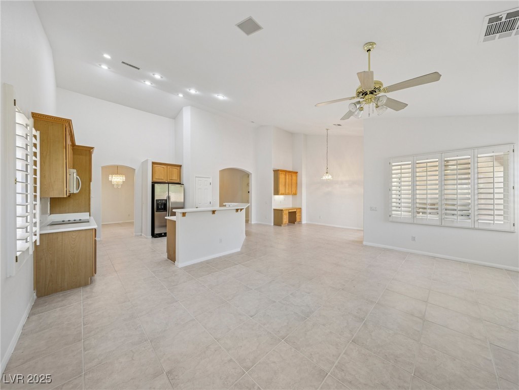 2253 Summerwind Circle Property Photo 14