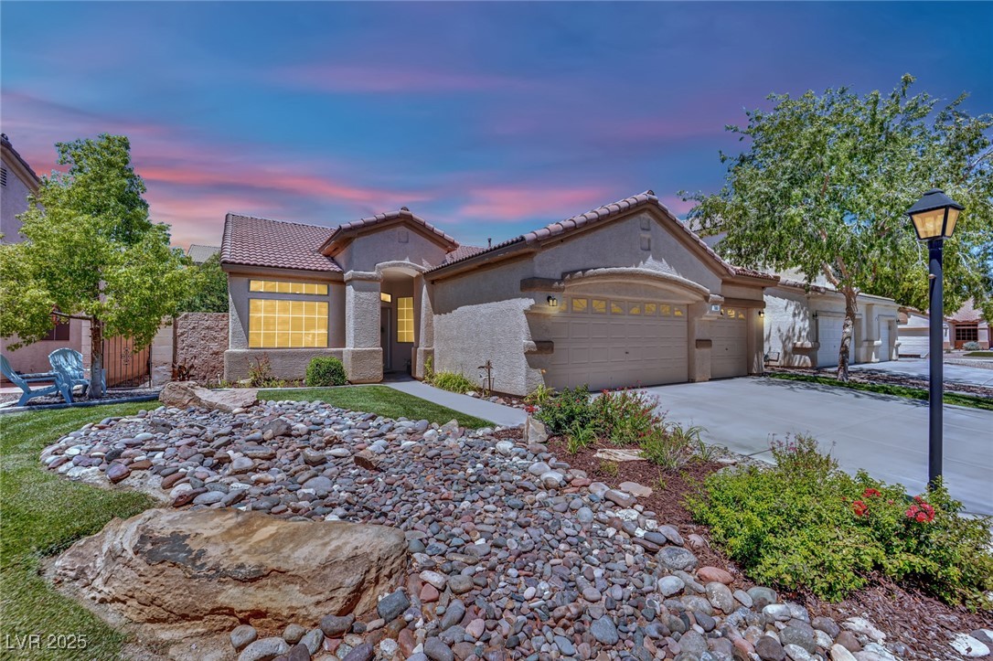 7565 Trickling Wash Drive Property Photo 6