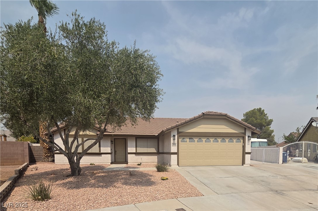 1816 Mazzanti Way Property Photo 1