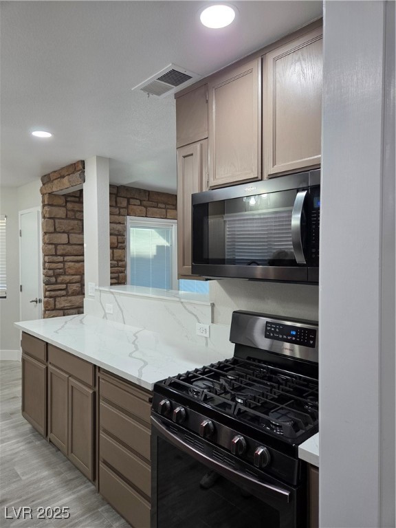 1816 Mazzanti Way Property Photo 16