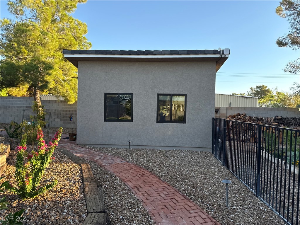 5670 North Riley Street Property Photo 42