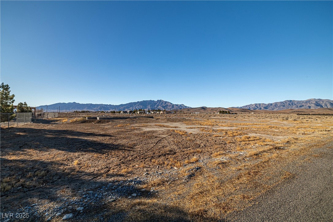 4051 Forest Road Property Photo 1