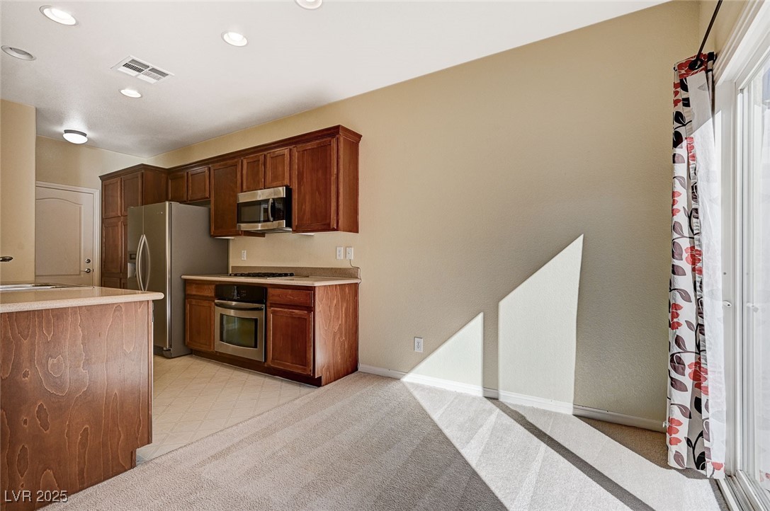9473 Stills Way Property Photo 10