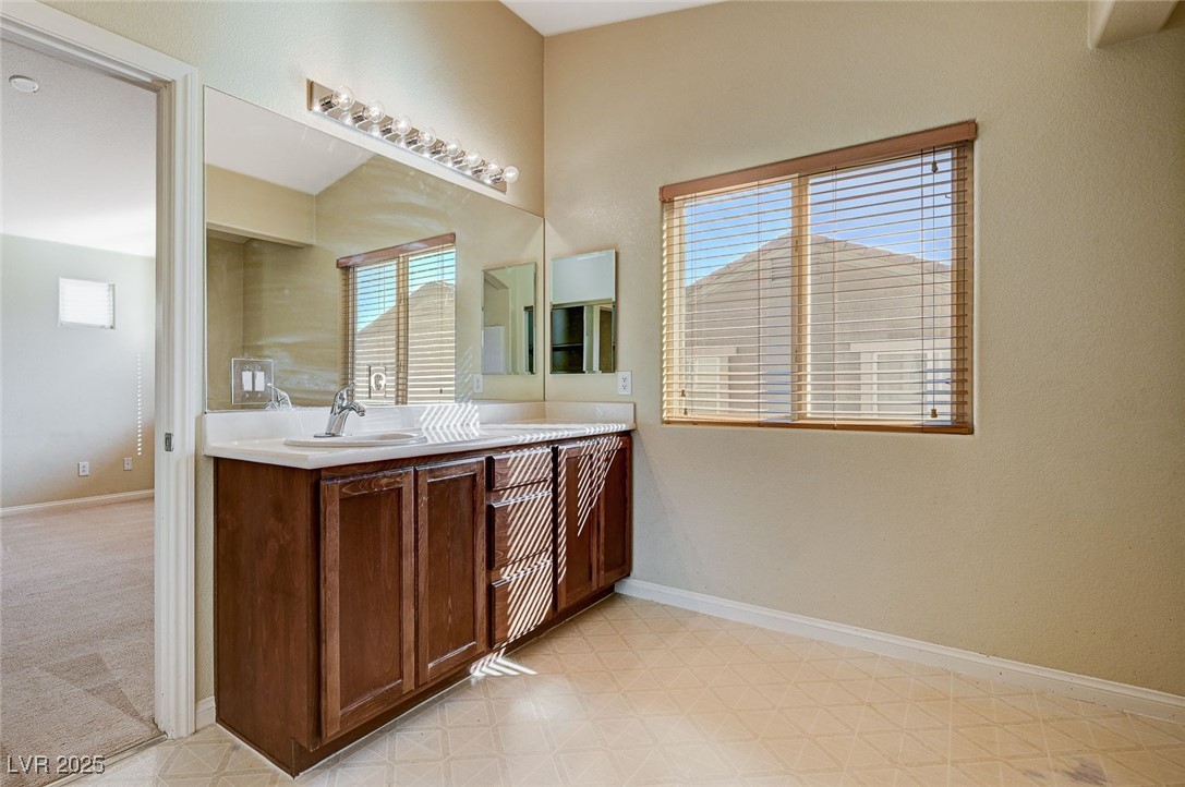 9473 Stills Way Property Photo 23