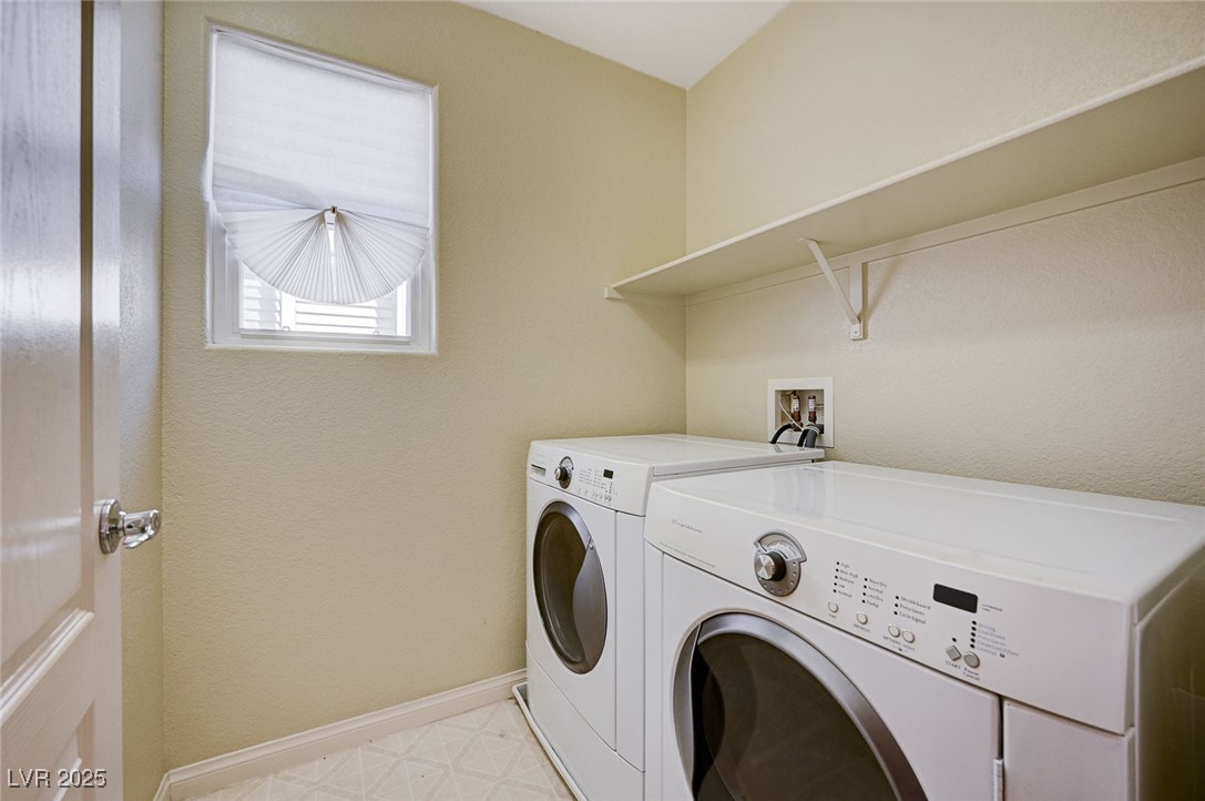 9473 Stills Way Property Photo 34