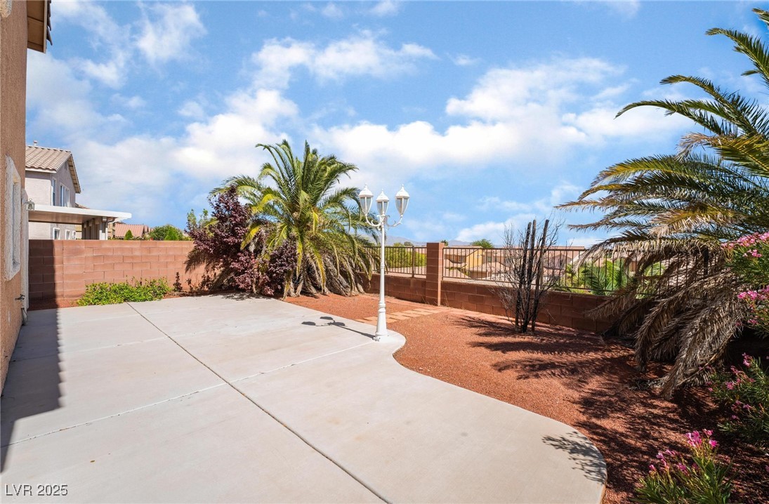 1300 Swanbrooke Drive Property Photo 40