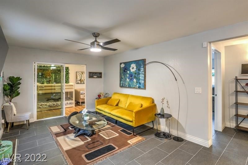 2505 Laurie Drive C Property Photo 4