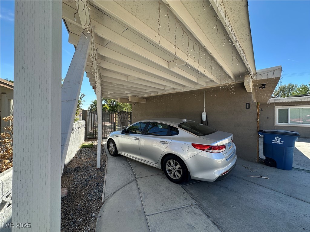 2505 Laurie Drive D Property Photo 14