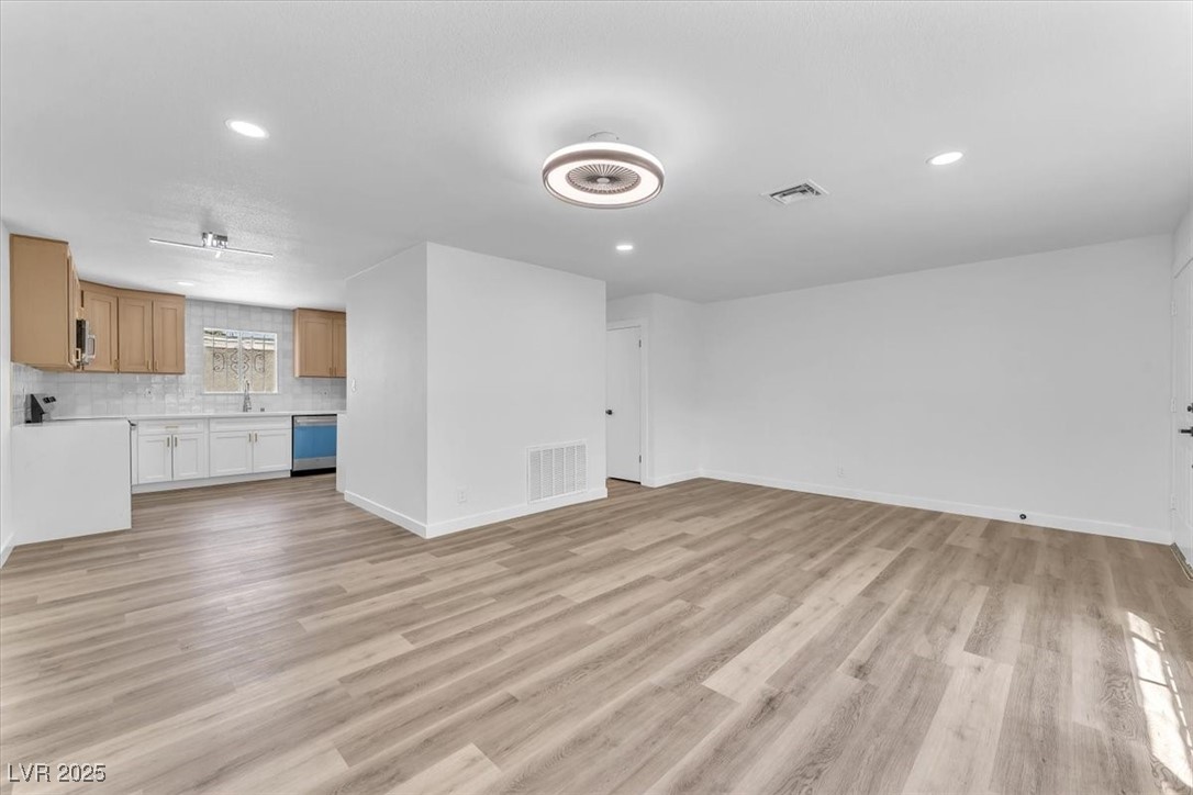 747 Greenbriar Townhouse Way Property Photo 11