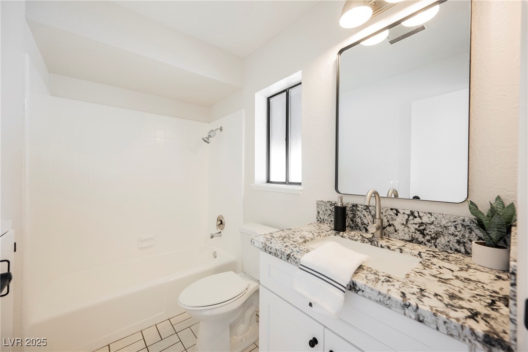 5670 Palora Street Property Photo 18