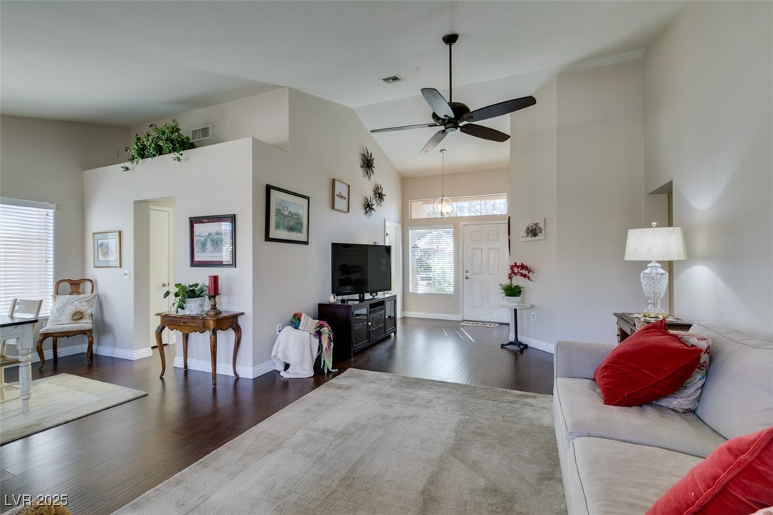 8808 Litchfield Avenue Property Photo 3
