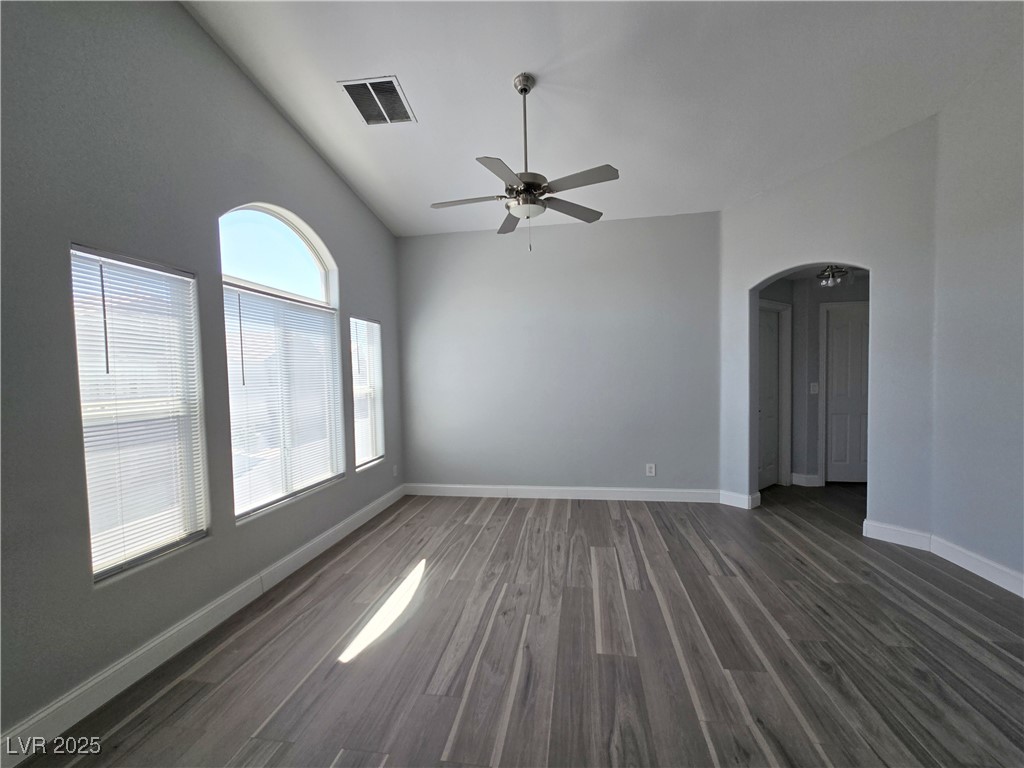 9979 Government Point Way 101 Property Photo 6