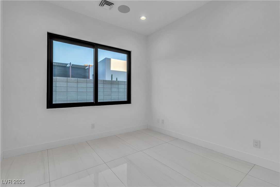 2827 Richmar Avenue Property Photo 26