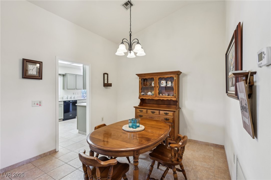 3013 Sungold Drive Property Photo 12