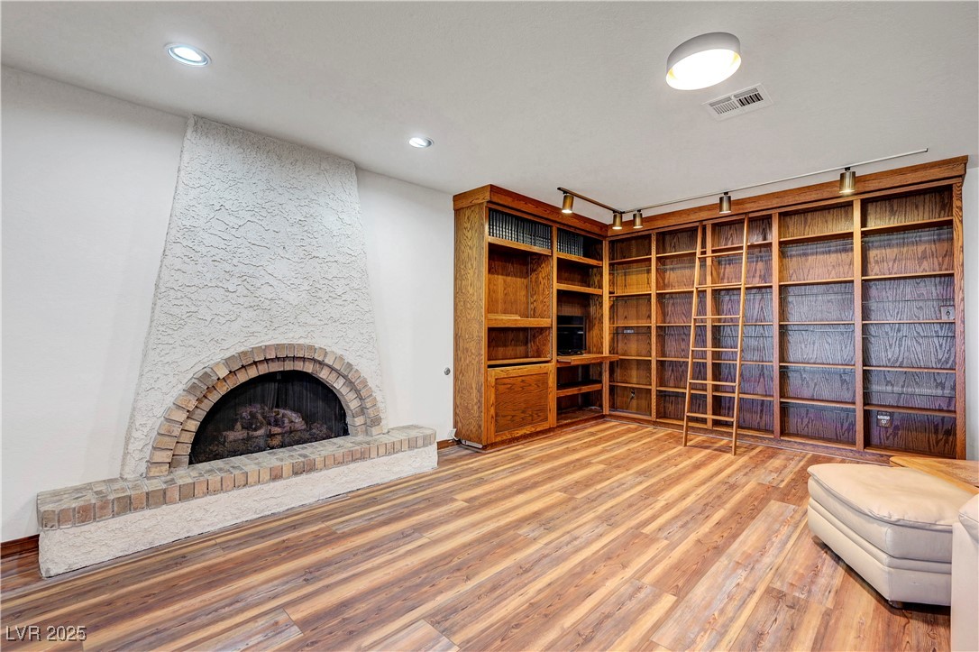 853 Morning Sun Court Property Photo 12