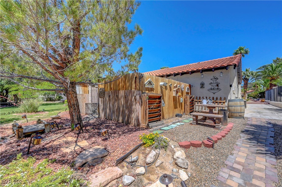 853 Morning Sun Court Property Photo 27