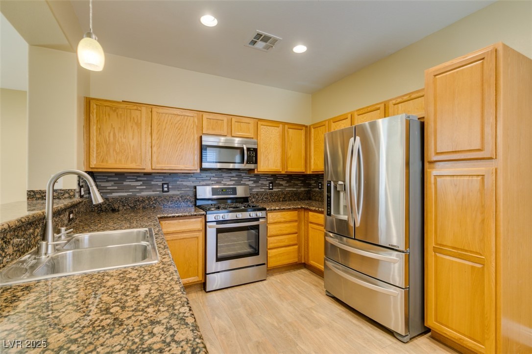 6909 Brier Creek Lane Property Photo 3