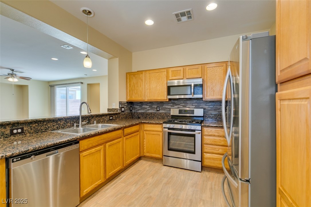 6909 Brier Creek Lane Property Photo 4