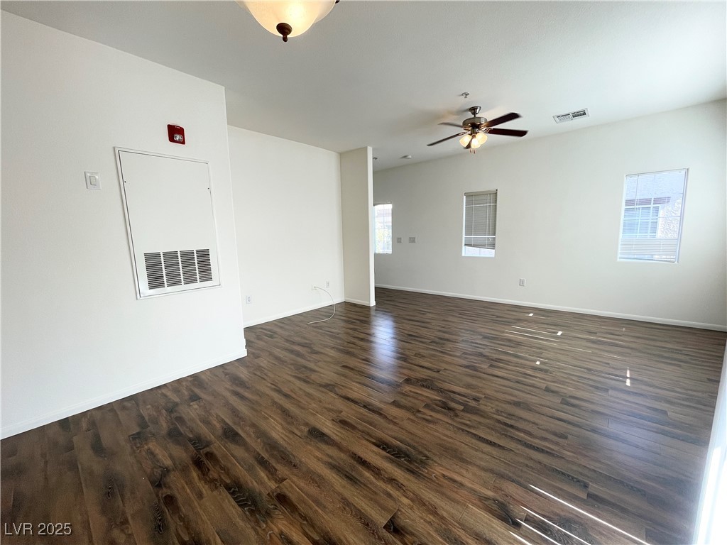 3925 Legend Hills Street 201 Property Photo 5