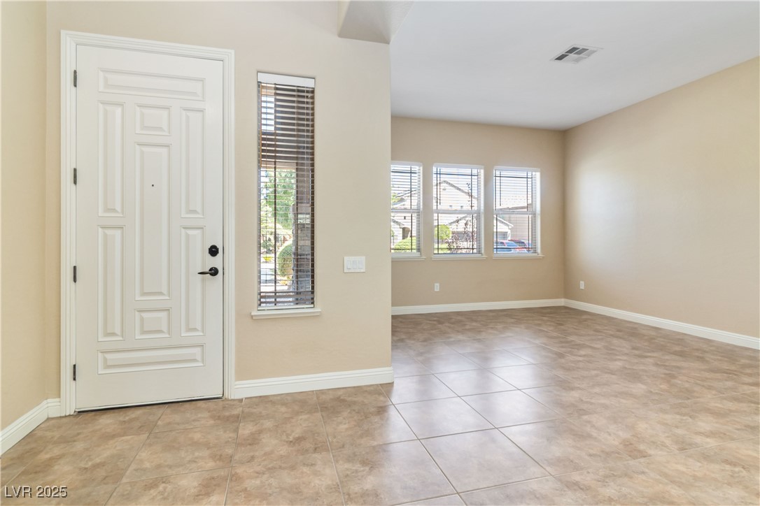 3513 Frigatebird Lane Property Photo 6