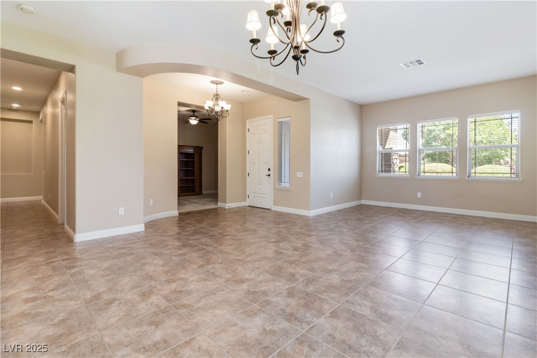 3513 Frigatebird Lane Property Photo 8