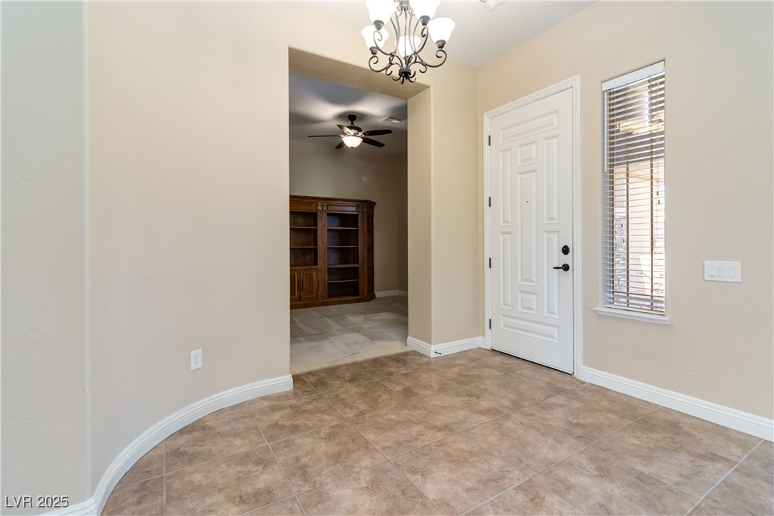 3513 Frigatebird Lane Property Photo 9