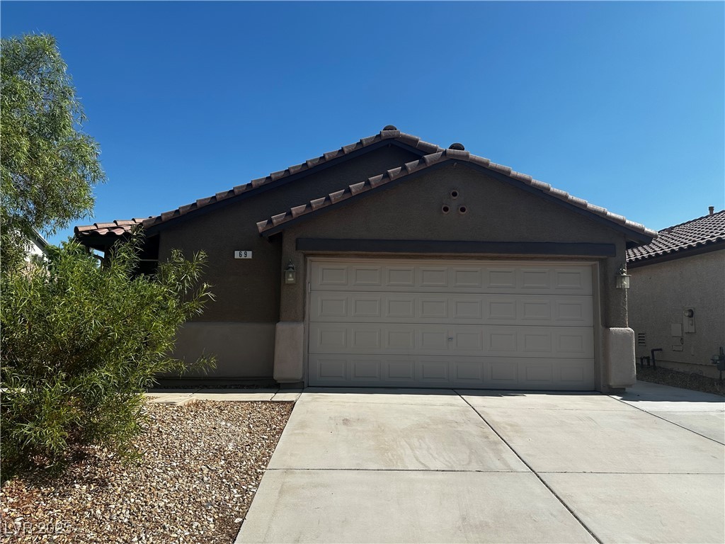 69 Desert Palm Drive Property Photo 1