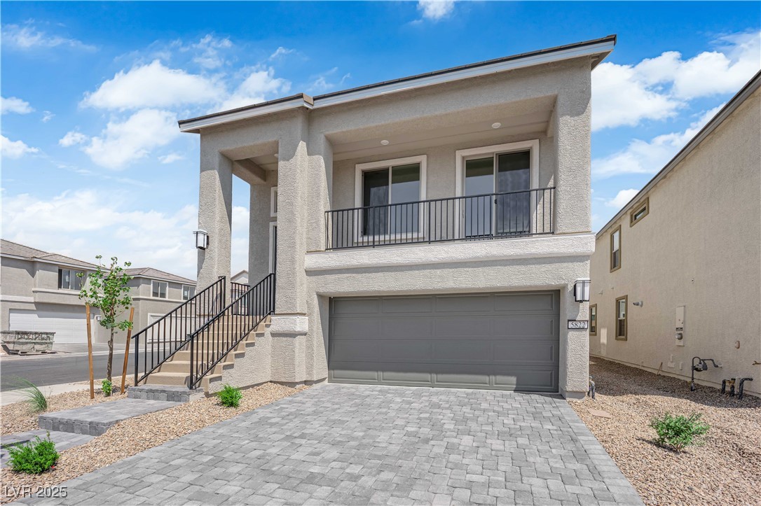 5822 Aurora Gale Court Property Photo 2