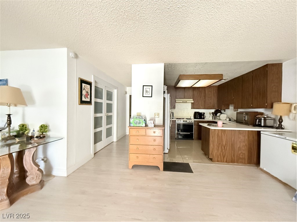 7015 Quarry Drive Property Photo 3