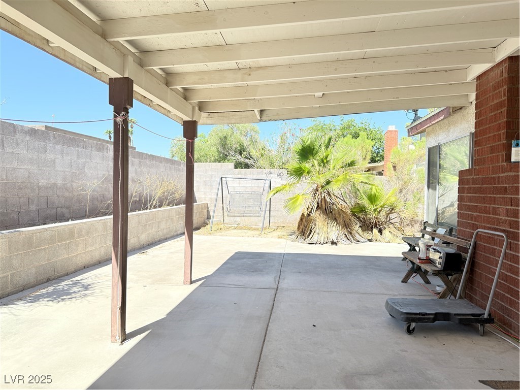 7015 Quarry Drive Property Photo 7