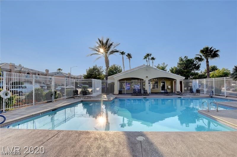 8400 Wandering Sun Avenue Property Photo 2