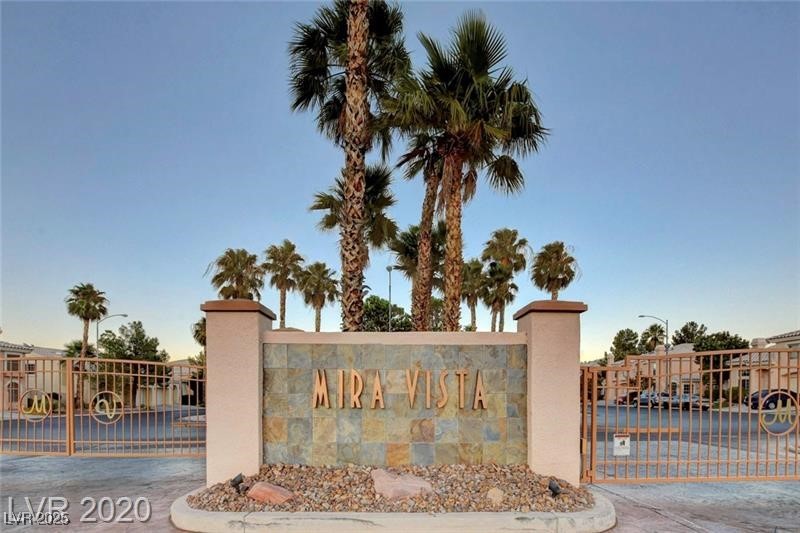 8400 Wandering Sun Avenue Property Photo 8