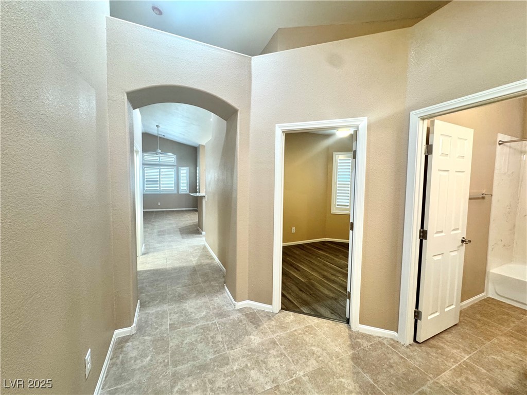 7396 Bedford Pine Court Property Photo 15