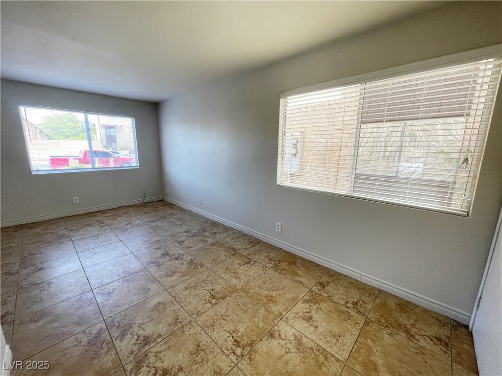 5447 Retablo Avenue 4 Property Photo 6