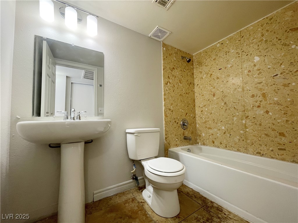 5447 Retablo Avenue 4 Property Photo 12