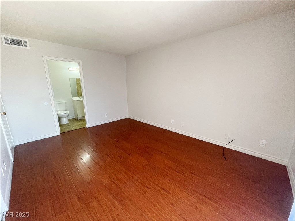 5447 Retablo Avenue 4 Property Photo 13