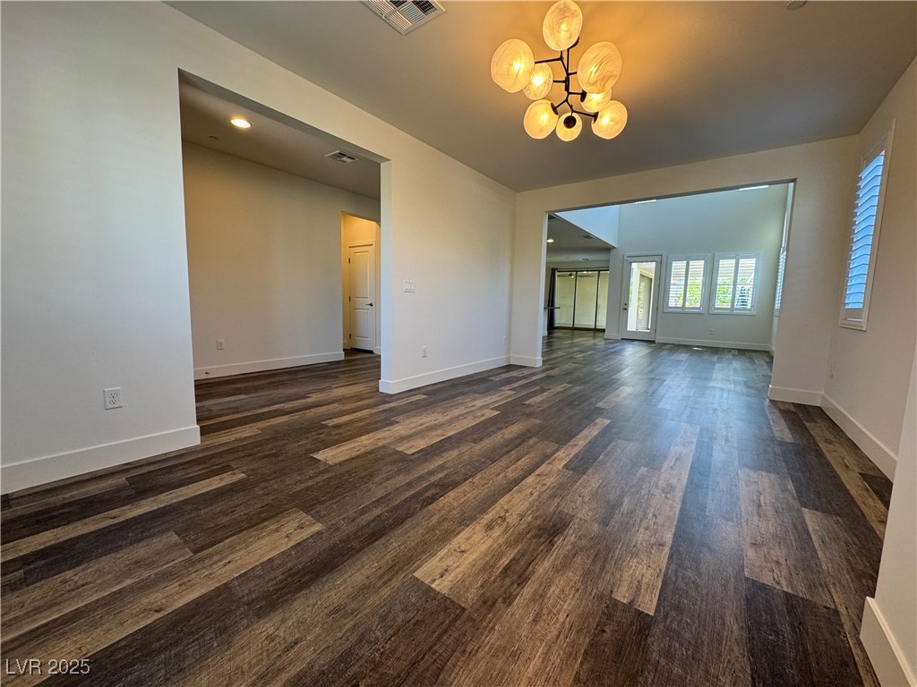 2103 Maderno Street Property Photo 5