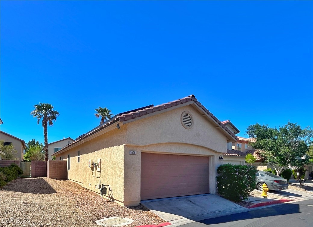 1005 Olive Mill Lane Property Photo 2