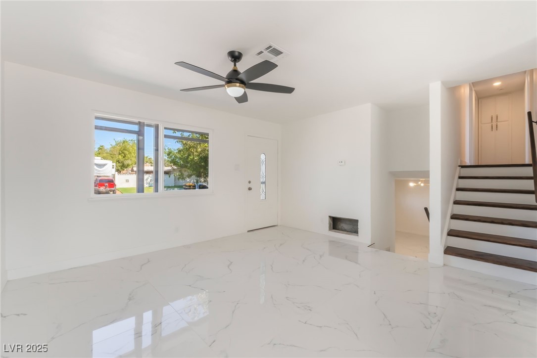 5201 Champions Avenue Property Photo 8