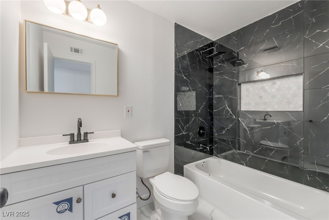 5201 Champions Avenue Property Photo 19