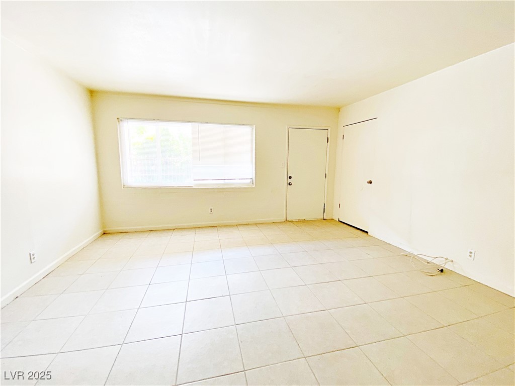 1904 Rexford Drive 3 Property Photo 3