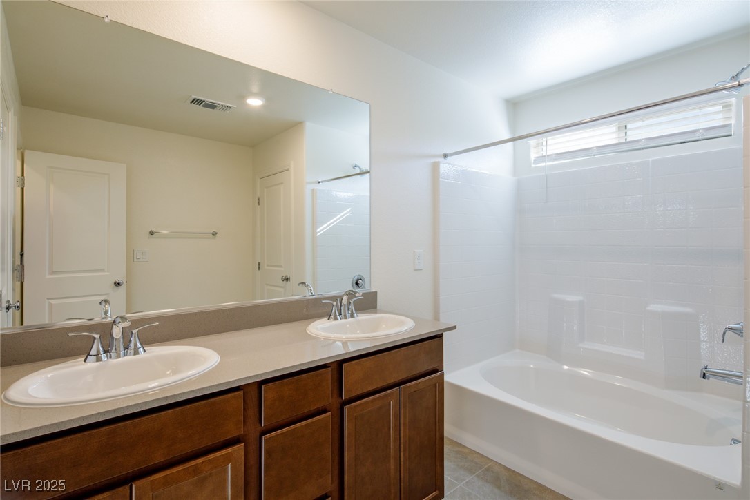 4143 Juniper Pear Avenue Property Photo 8