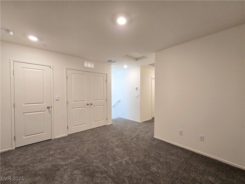 9459 Calm Stream Avenue Property Photo 16
