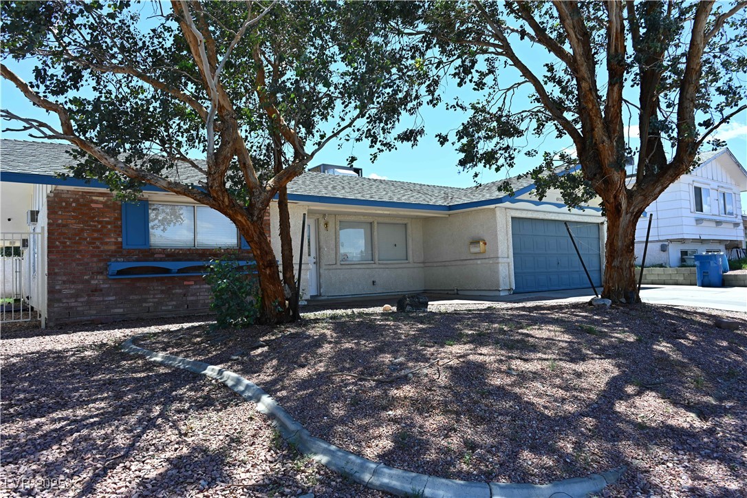6905 Singing Dunes Lane Property Photo 4