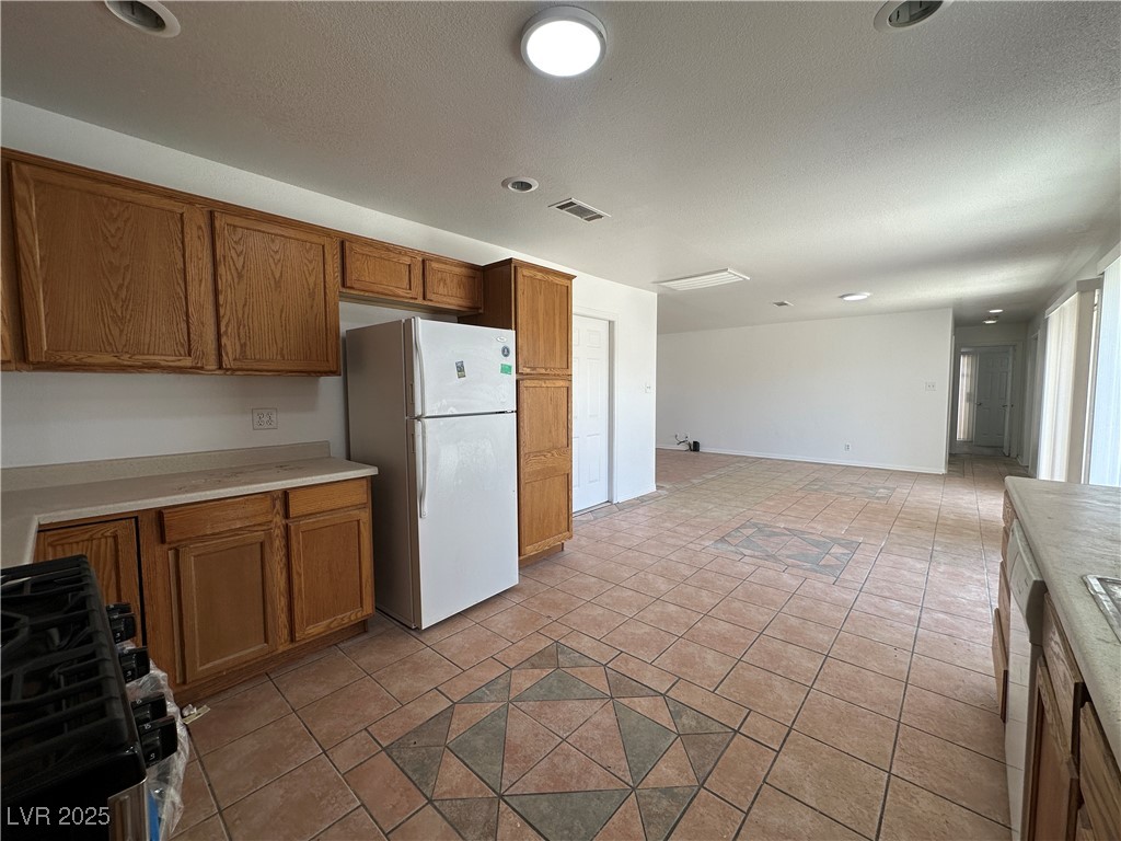 6905 Singing Dunes Lane Property Photo 10