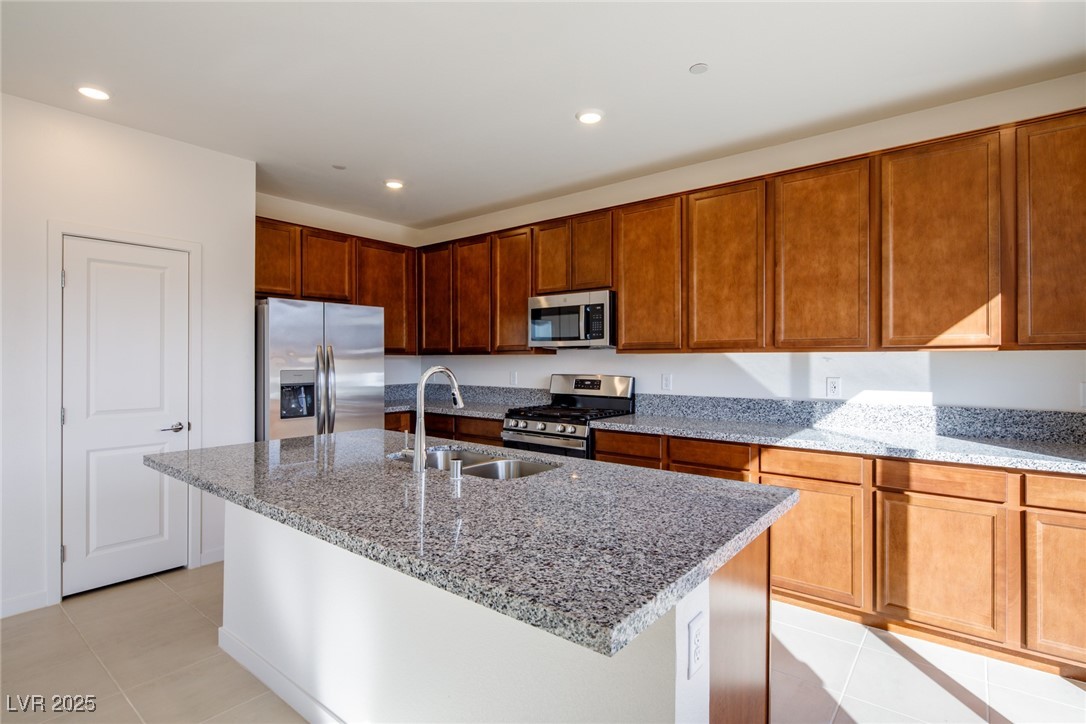 89 Via Franello Property Photo 9