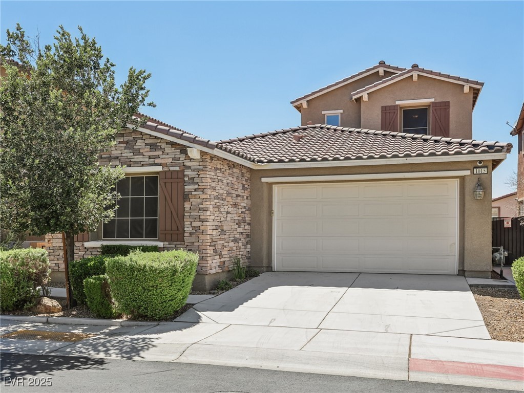 1015 Solana Crest Street Property Photo 1